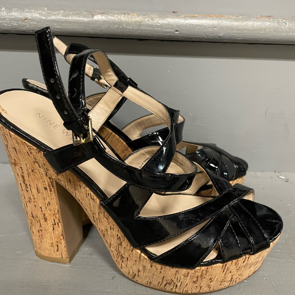 Nine West platform wedges/heels! size 8